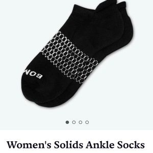 Black ankle socks